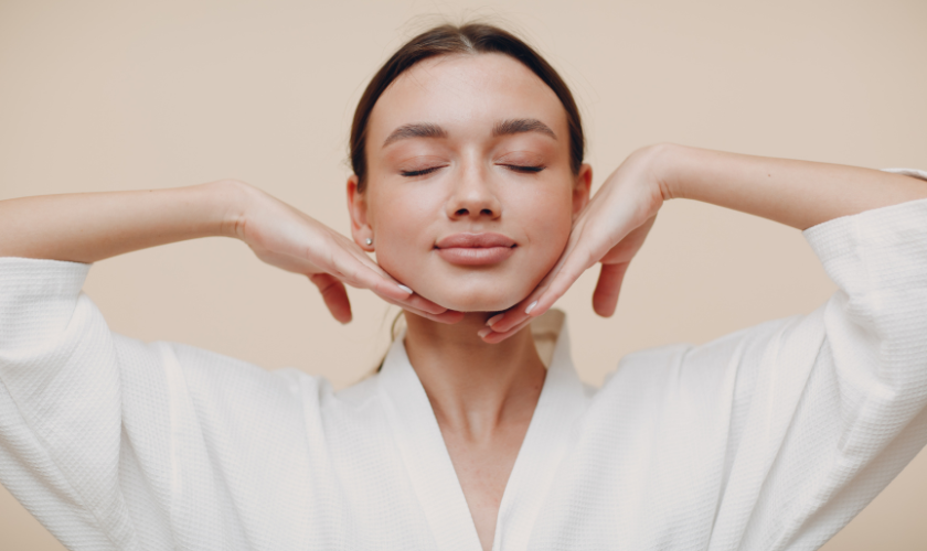 معرفی انواع روش های طب سنتی و روش های پزشکی و روش های خانگی برای سفت شدن پوست صورت